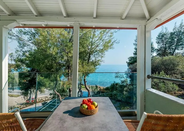 Villa Kelyfos Néos Marmarás