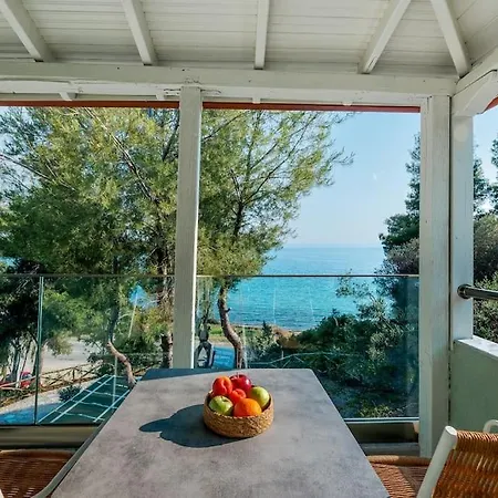 Villa Kelyfos Néosz Marmarász